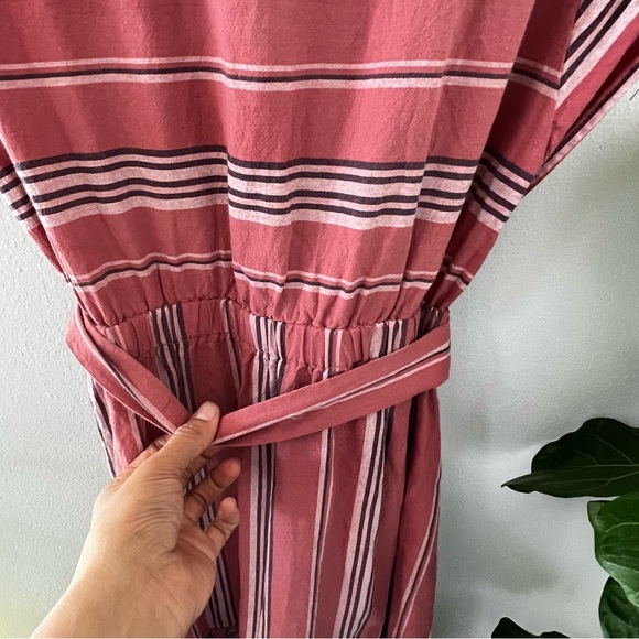 Universal Thread Sierra Rose Dress - Picture 5 of 7